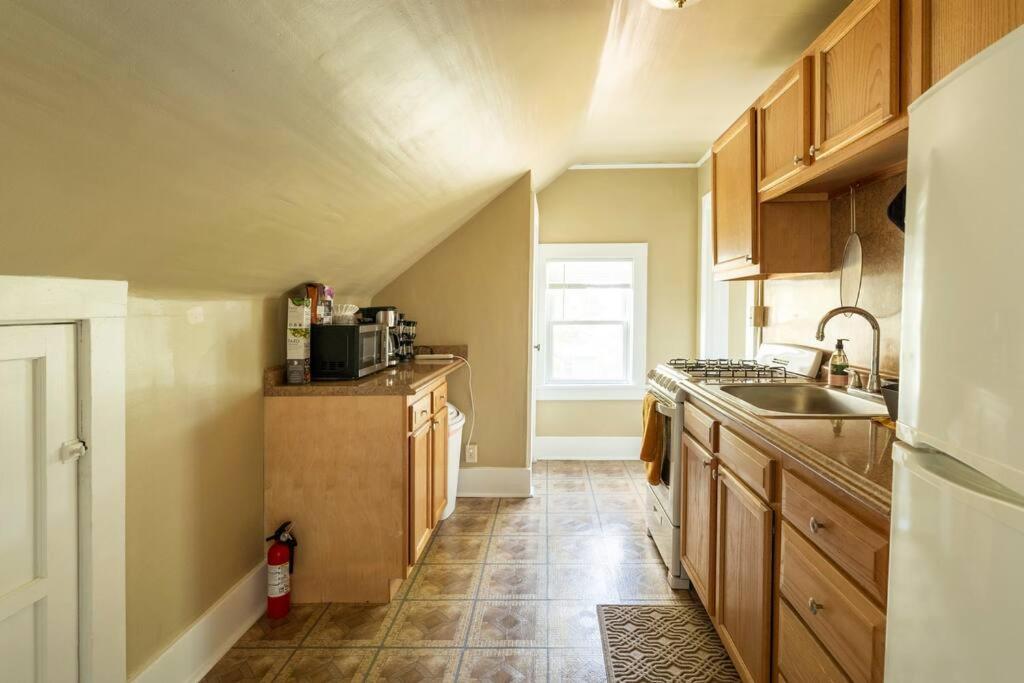 Artist Retreat Near All Rochester Sites Екстериор снимка